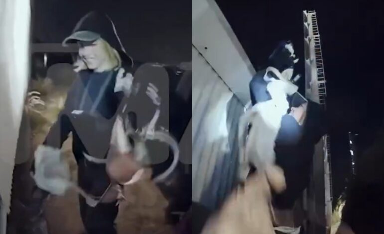 ¿Marketing o vandalismo?: Sydney Sweeney cuelga ropa interior en letrero de Hollywood para promover su nueva marca de lencería