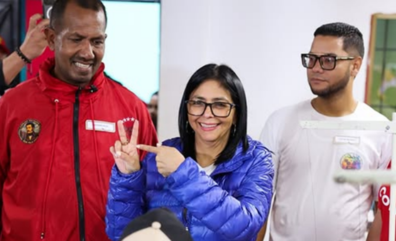 La Presidenta de Venezuela destina un nuevo rumbo a la política nacional: Análisis y perspectivas del “momento político” clave que cambiará el curso del país.