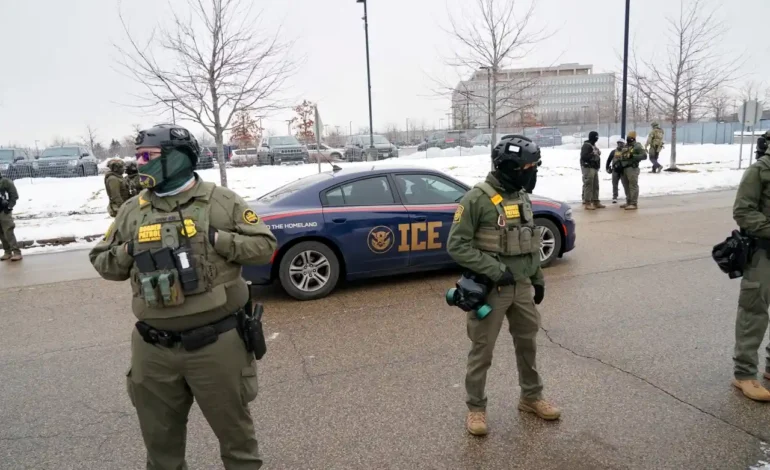 Una niña fue devuelta a la custodia de ICE y se le negó medicación tras hospitalización, dice demanda